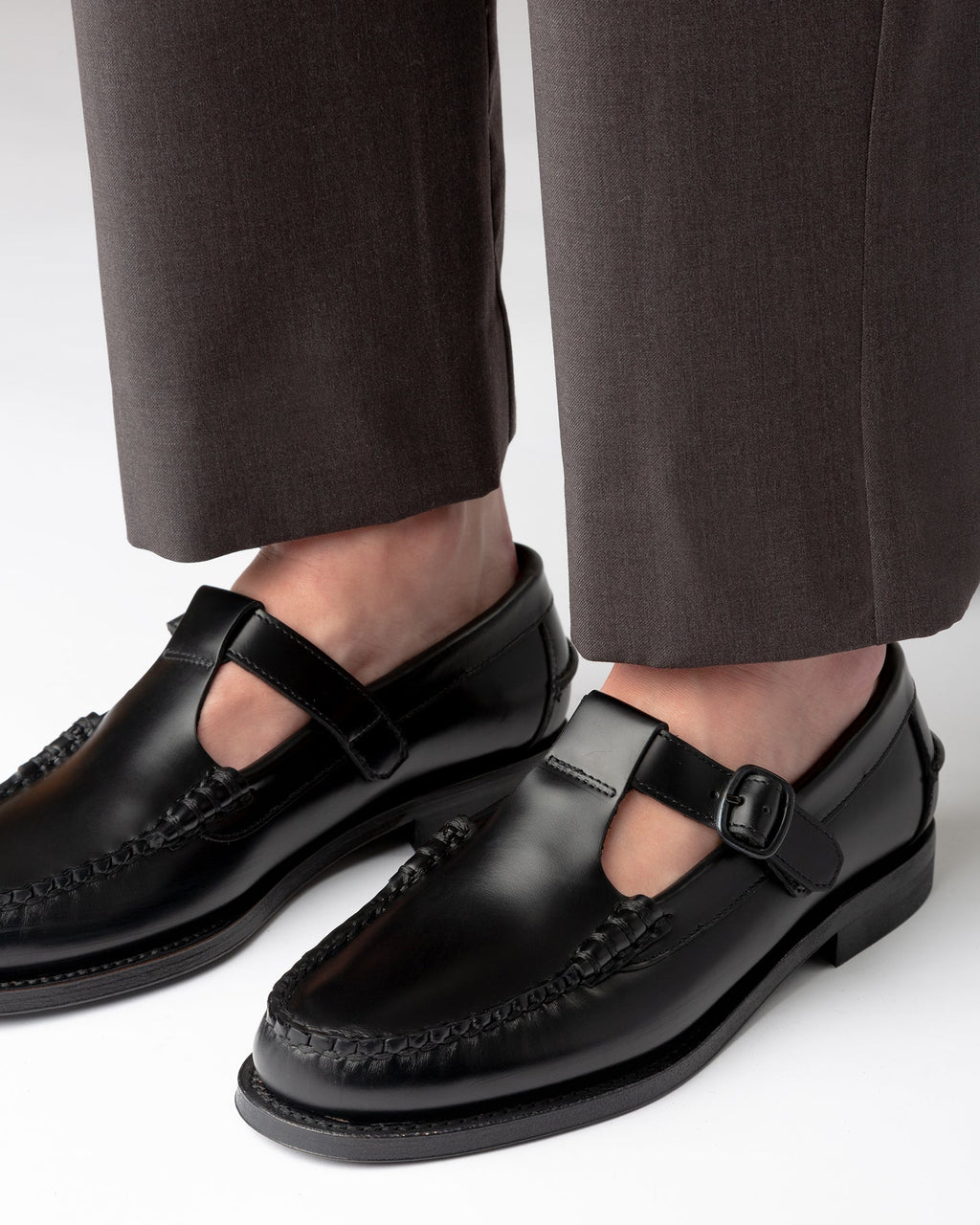 ALBER - T-bar Loafer