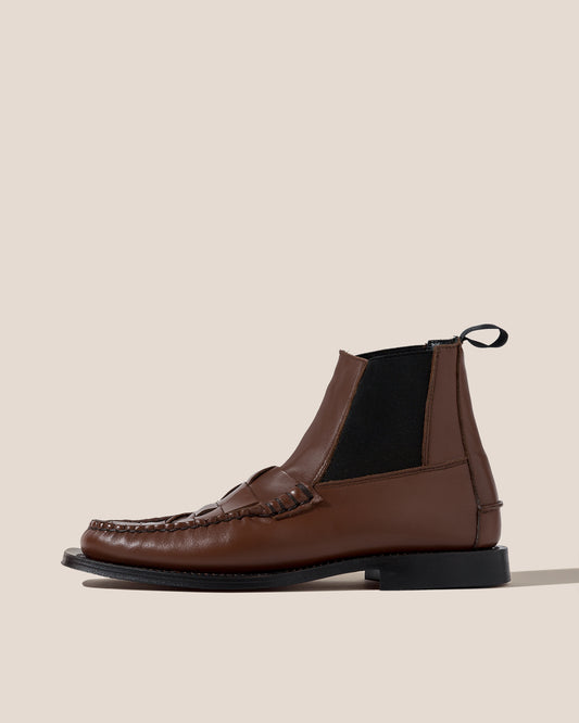 FUENSA - Interwoven-Detail Chelsea Boot