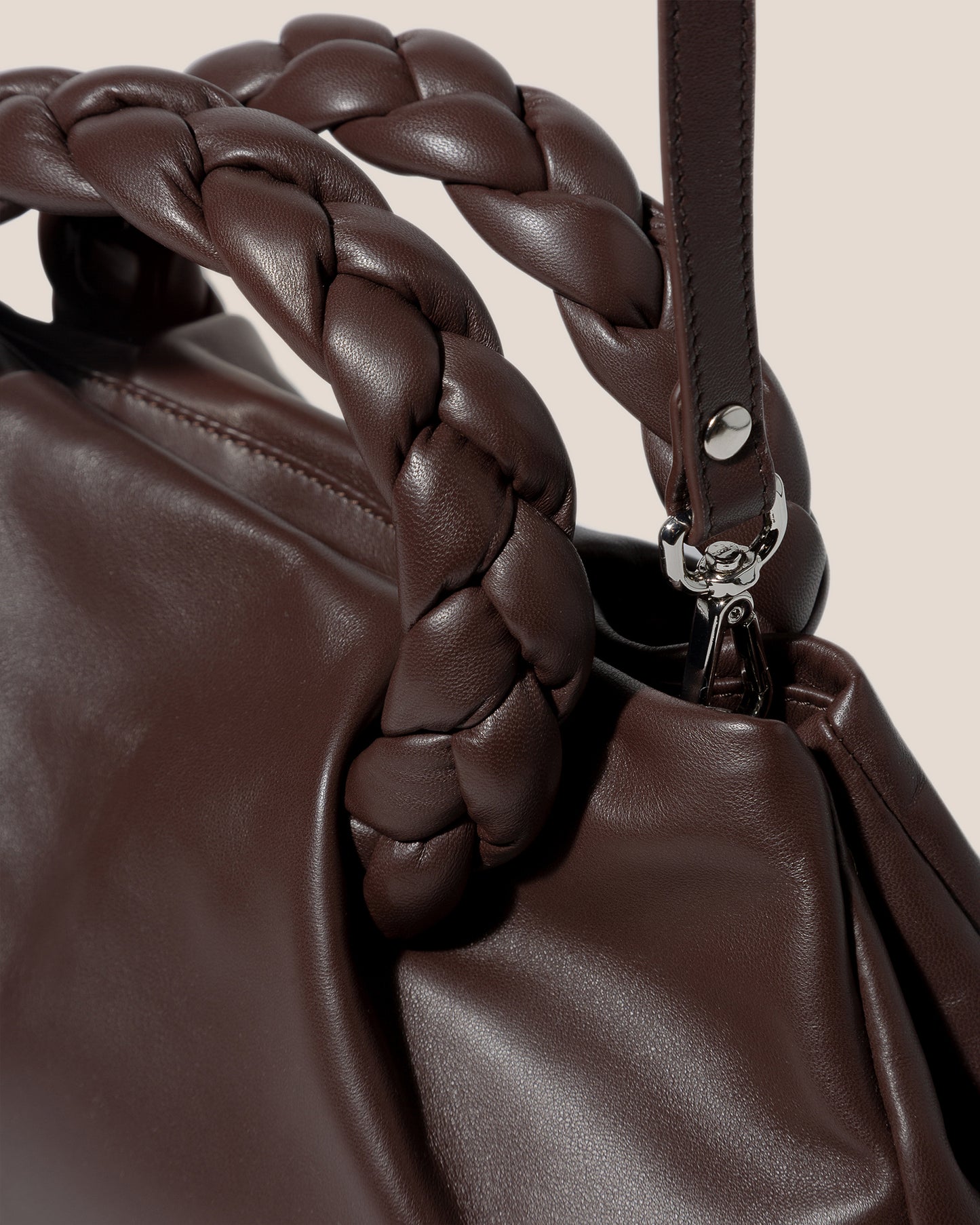 BOMBON MINI PURSE - Plaited-Handle Leather Keychain Purse – Hereu