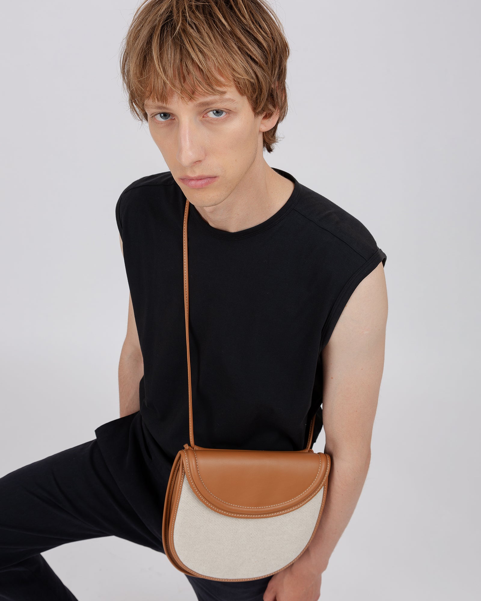 Épure Crossbody bag XS Apricot - Leather (10165HYZ222) | Longchamp ID –  LONGCHAMP