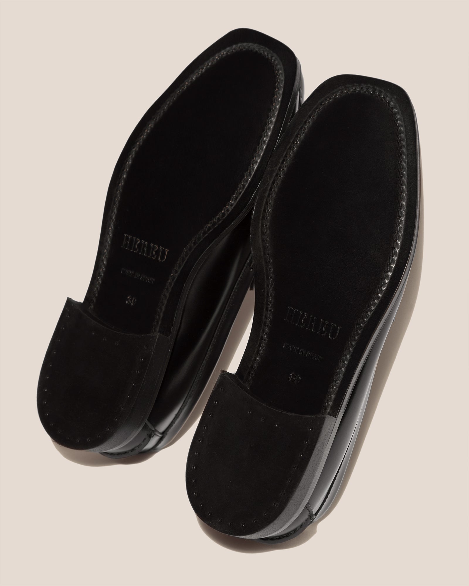 NOMBELA - Men's Interwoven Detail Slip-On Loafer