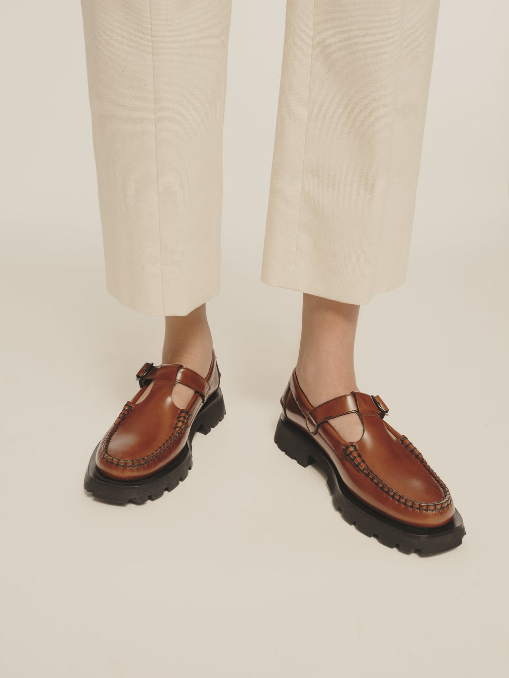 ALBER SPORT - FOR ALL - Tread Sole T-Bar Loafer