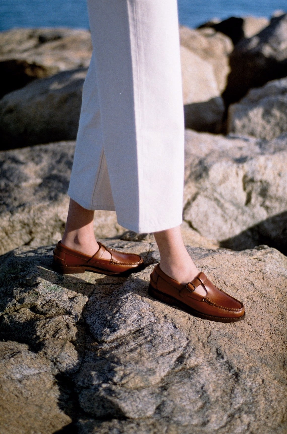 ALBER - Women's T-bar Loafer-reddish-tan – Hereu Studio