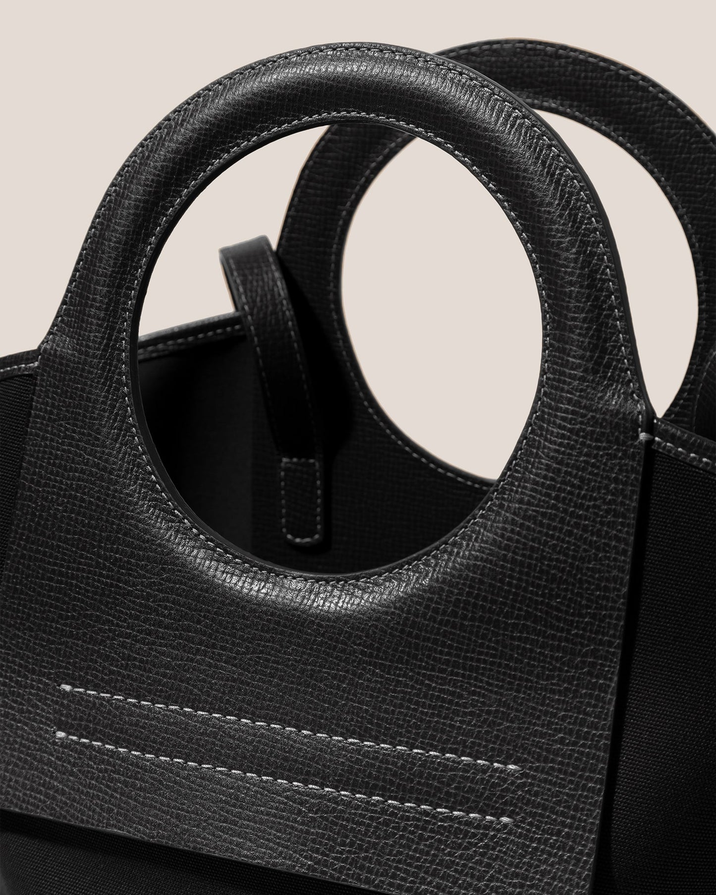 CALA S GRAINY - Leather-trimmed Canvas Tote Bag